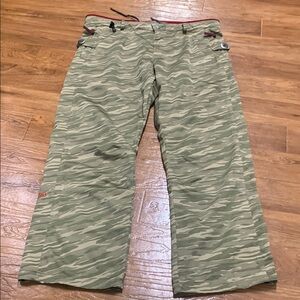 686 Camo Outdoor Pants